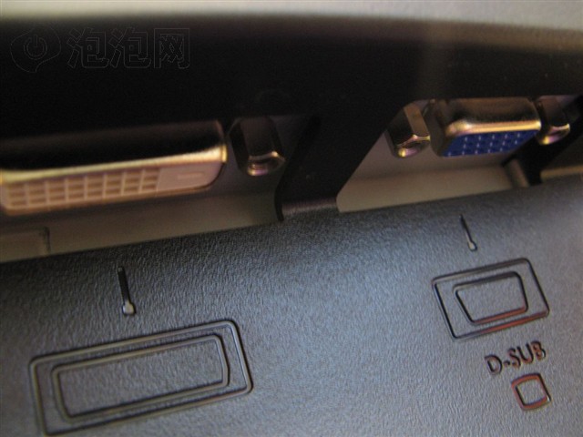 ����T2200HDҺ����ʾ�� ����鿴��һ��
