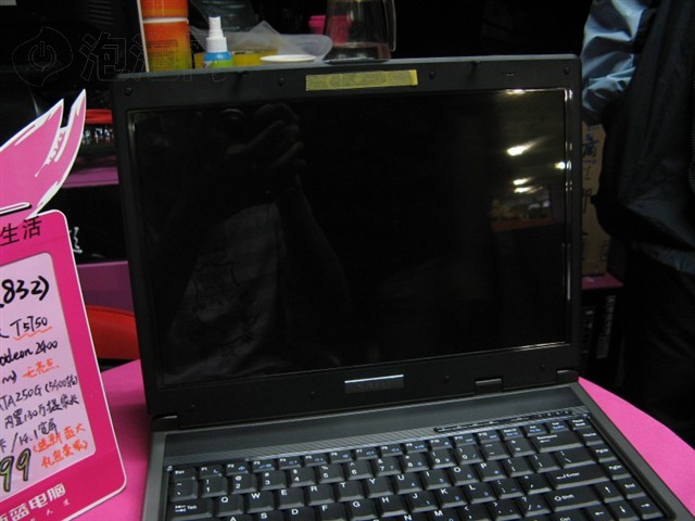 ����SALO S4250(830)�ʼǱ� ����鿴��һ��