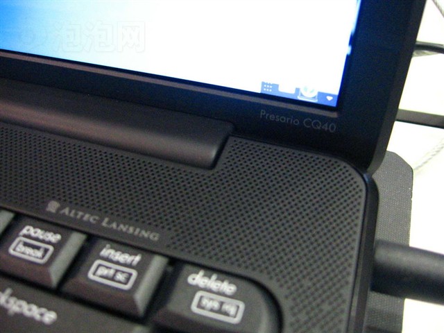 HPCompaq Presario CQ40-122AX(FW551PA)�ʼǱ� ����鿴��һ��