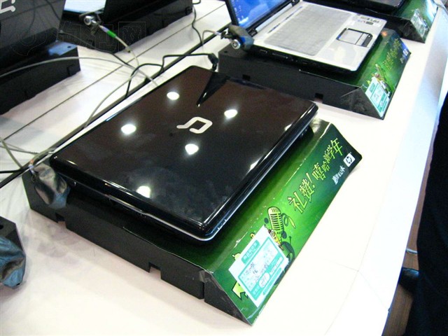 ����Compaq Presario CQ40-122AX(FW551PA)�ʼǱ� ����鿴��һ��