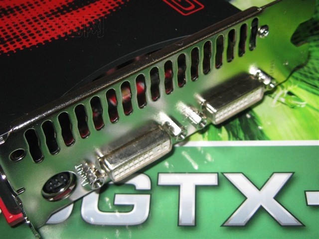 ���N9800GTX+���Ұ��Կ� ����鿴��һ��