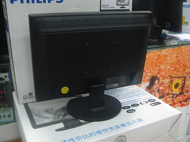 ������190VW9Һ����ʾ�� ����鿴��һ��