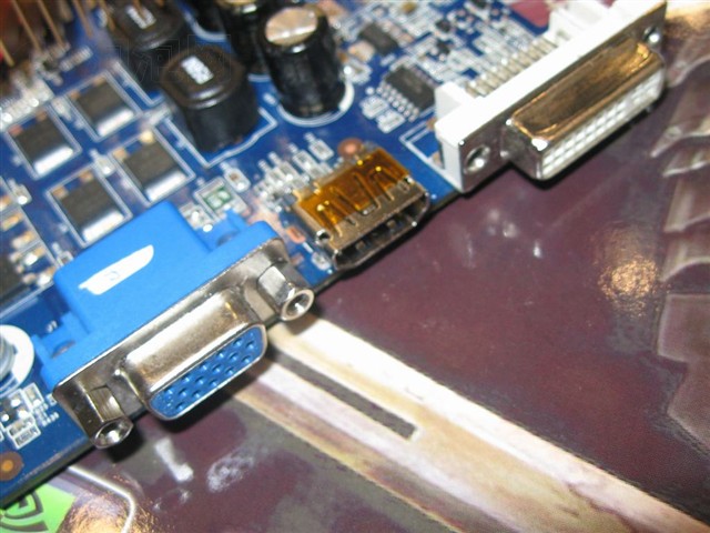 ˹�ʹ��9600GSO 512M�Կ� ����鿴��һ��