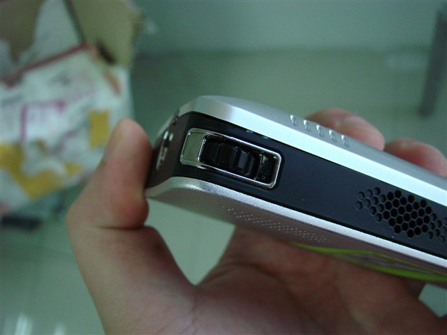 ����̩��PocketCinema V10ͶӰ�� ����鿴��һ��