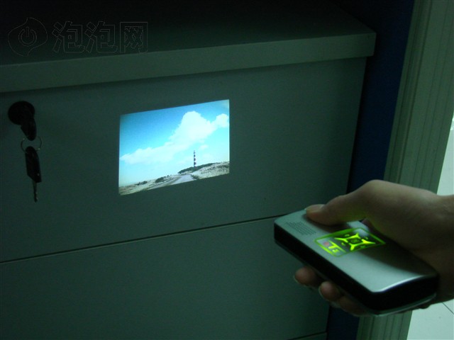 ����̩��PocketCinema V10ͶӰ�� ����鿴��һ��