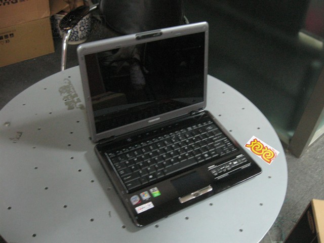 ��֥Portege M822�ʼǱ� ����鿴��һ��