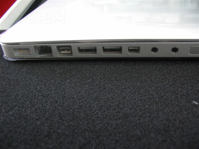 ƻ��MacBook Pro(MB470CH/A)�ʼǱ� ����鿴��һ��