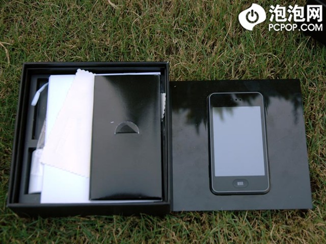 ����M8 8GB�ֻ� ����鿴��һ��