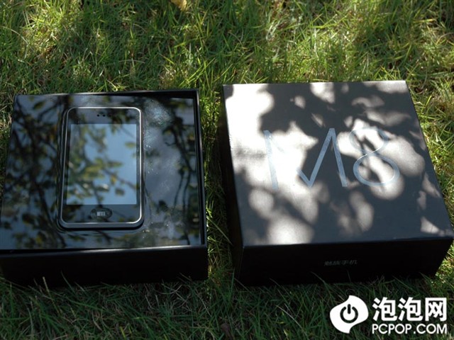 ����M8 8GB�ֻ� ����鿴��һ��