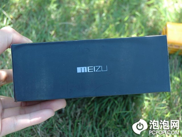 ����M8 8GB�ֻ� ����鿴��һ��