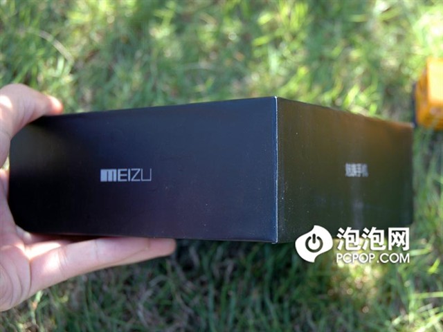 ����M8 8GB�ֻ� ����鿴��һ��
