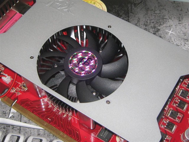 ˫���޼�HD4830���ս�����Կ� ����鿴��һ��