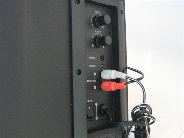 漫步者声迈X330音箱 点击查看下一张