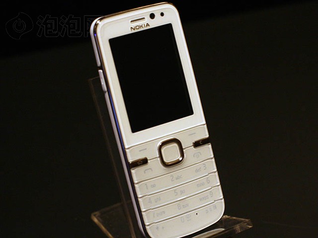 诺基亚6730c正面图片下载 图片大全 第1张