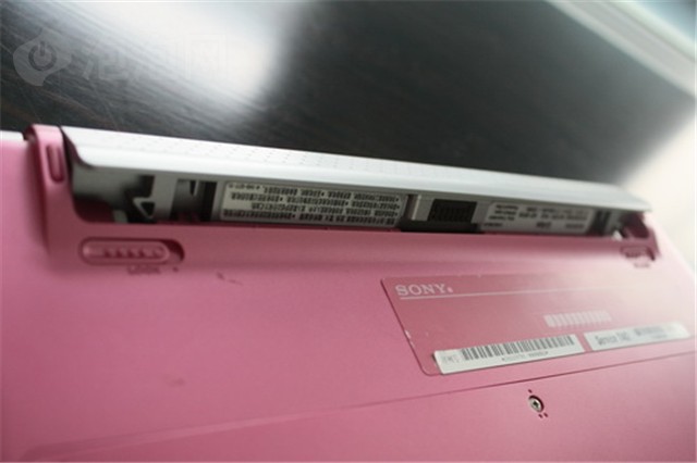 索尼w117xc/p图片99