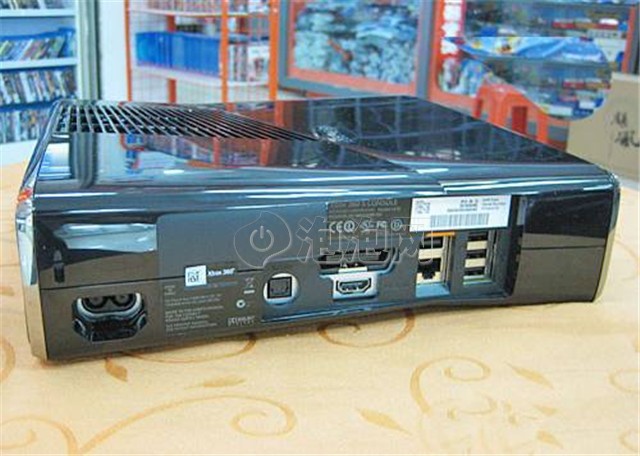 ΢��XBOX360(��ɫ��Ӣ��120G)ͼƬ4