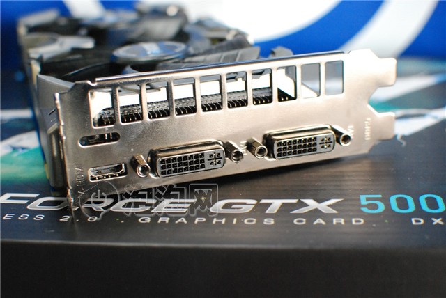 Ӱ��GTX 560 Ti �ڽ��ӿ�ͼƬ