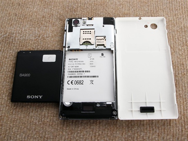 索尼ST26i Xperia J电池仓图片下载 图片大全 