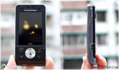 索爱W910i