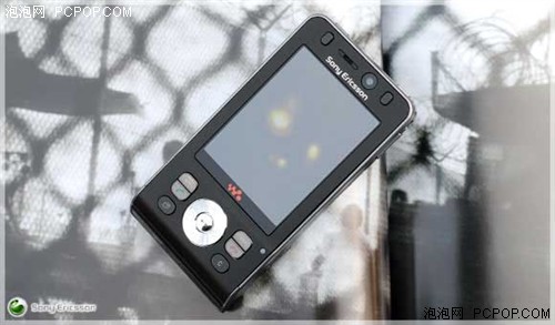 索爱W910i
