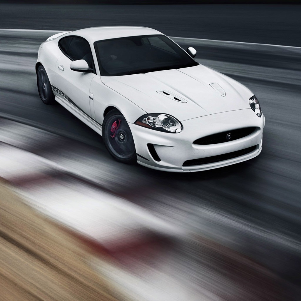 白色汽车_iphone4s壁纸|iphone4壁纸|ipad2壁纸