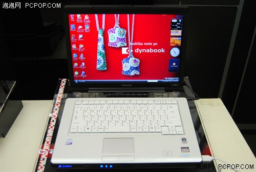 东芝dynabook tx白色机型东芝dynabook tx黑色机型tx系列此次共发布了