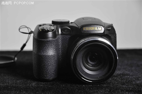 穷人18倍长焦王者富士s2900hd评测