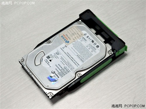 先马超值领秀机箱便捷硬盘安装实战