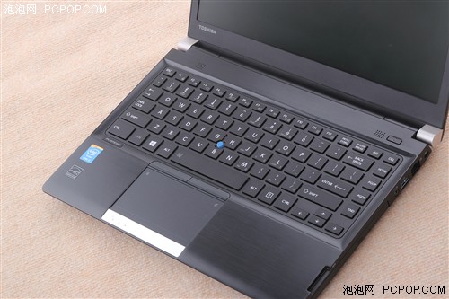 成熟稳重商务基因 东芝r30-a笔记本评测