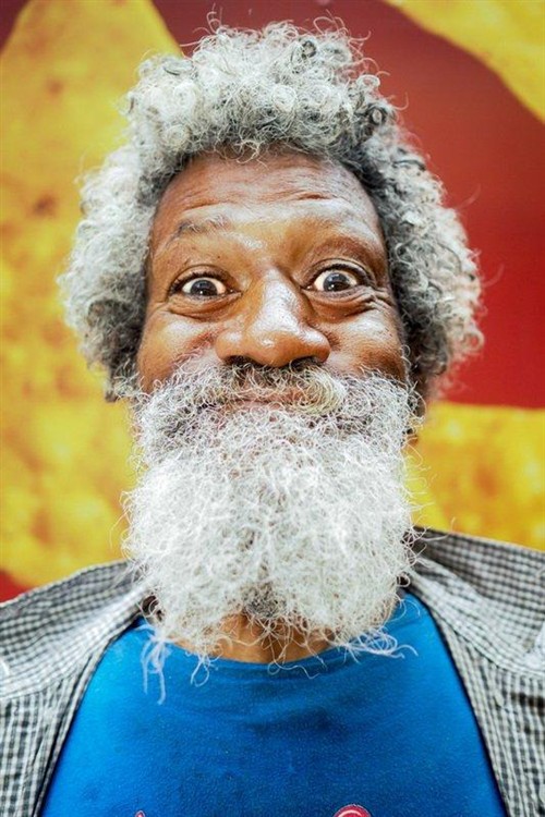 坐牢出狱的摄影师 其镜头下的纽约边缘人