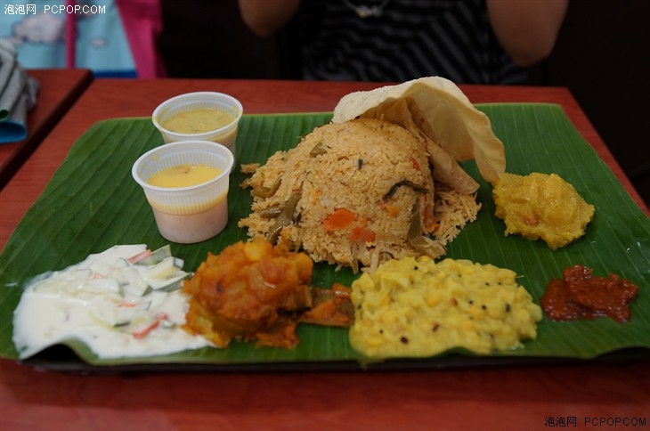小印度区域的寺庙和正宗手抓饭尽管前后在新加坡玩过6-7天的时间,但