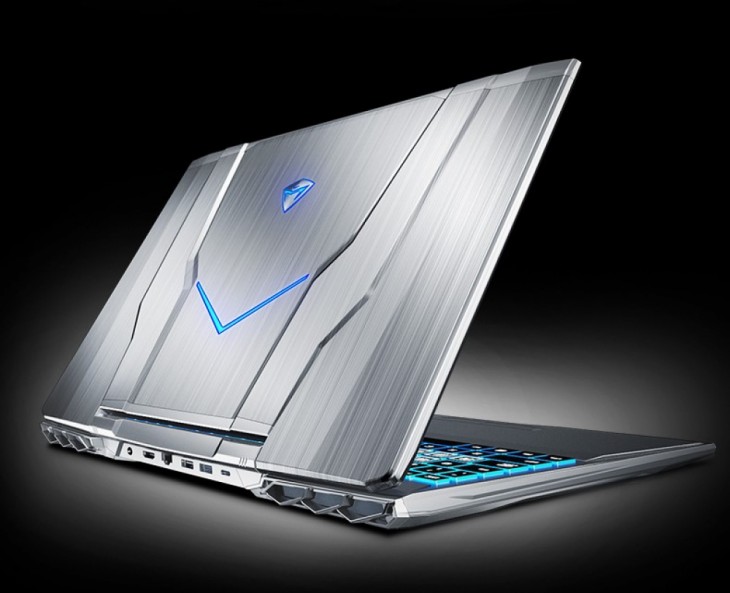 机械师 f117 f1k 笔记本 天猫 售价 6899 元 >> 购买链接