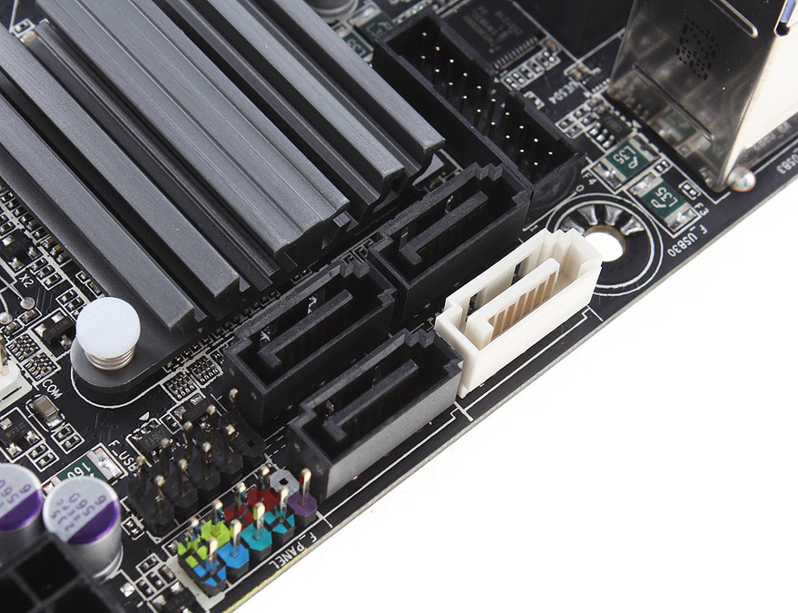 超耐久迷你小板 技嘉ga-b75n多图欣赏