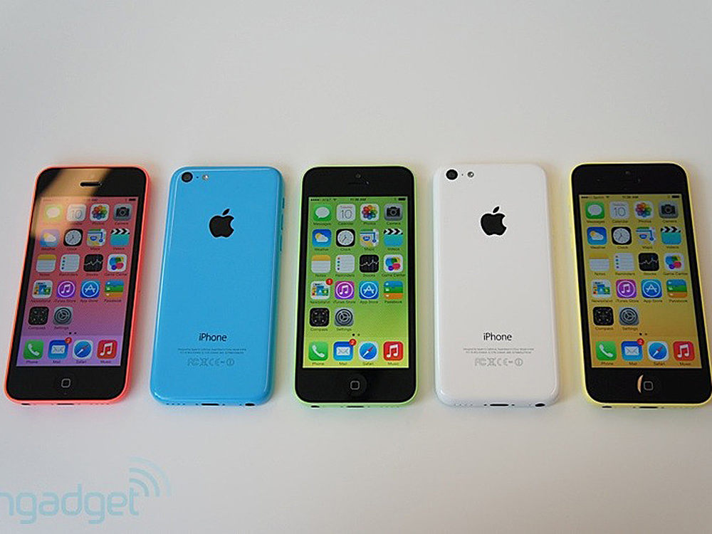 Сумму 5 c 7 c. Apple iphone 5c. Сайт Apple в 2013 iphone 5c. Iphone 5c новый. Iphone 5c коробка.