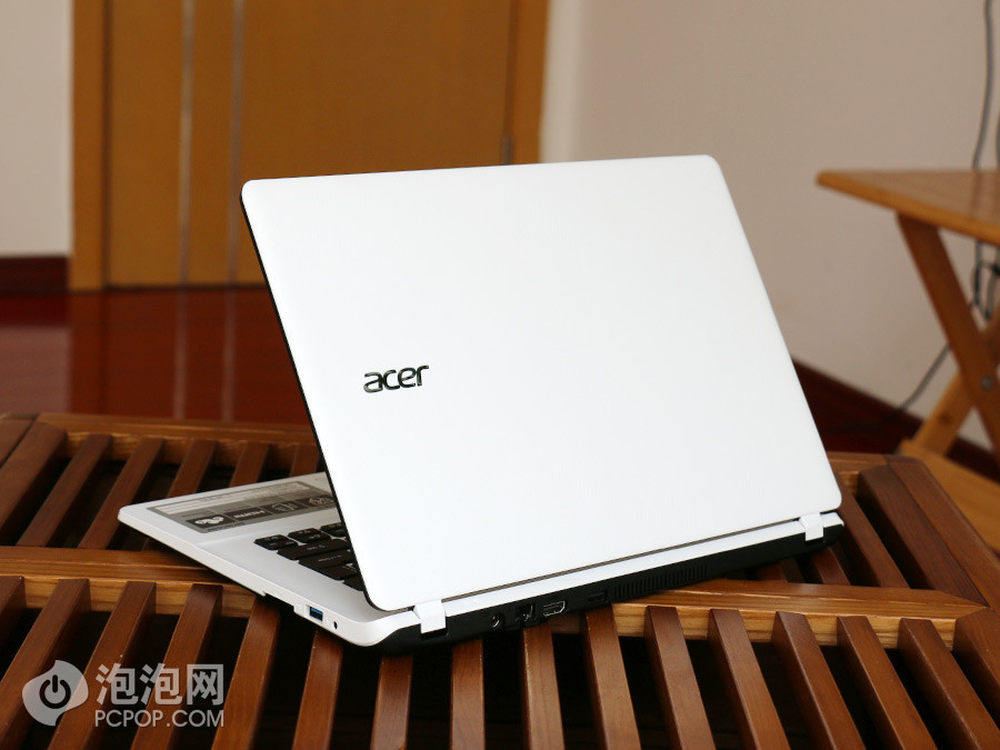优雅白色机身 宏碁aspire es 13图赏