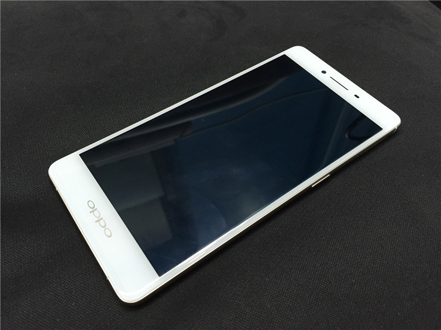 oppo r7s手机 珠圆玉润的"手把件"
