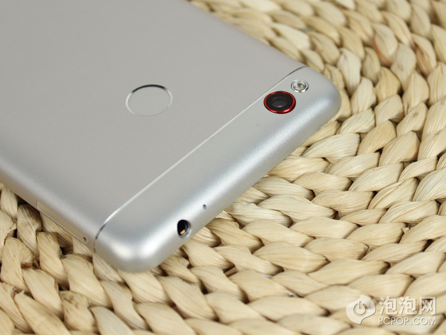 5000mah容量电池 nubia n1开箱图赏