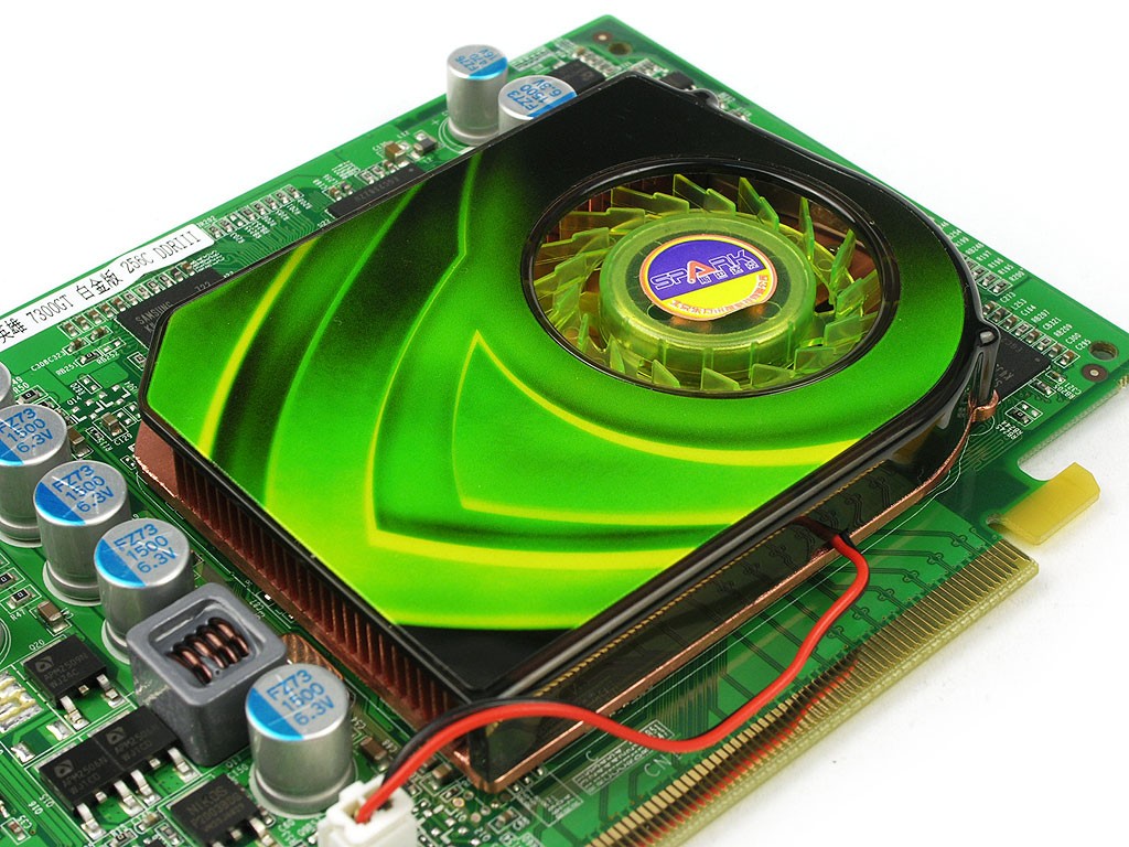 斯巴达克英雄7300gt白金版 256c ddr3显卡原图 高清
