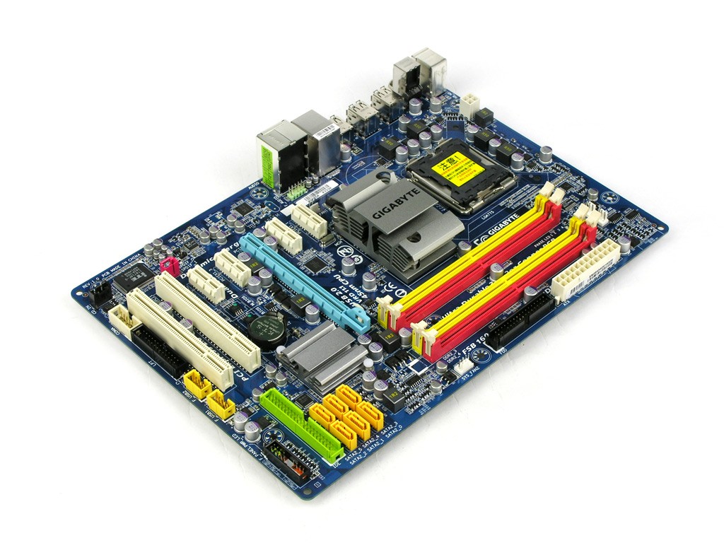 技嘉ga-ep45-ud3l外观图片2