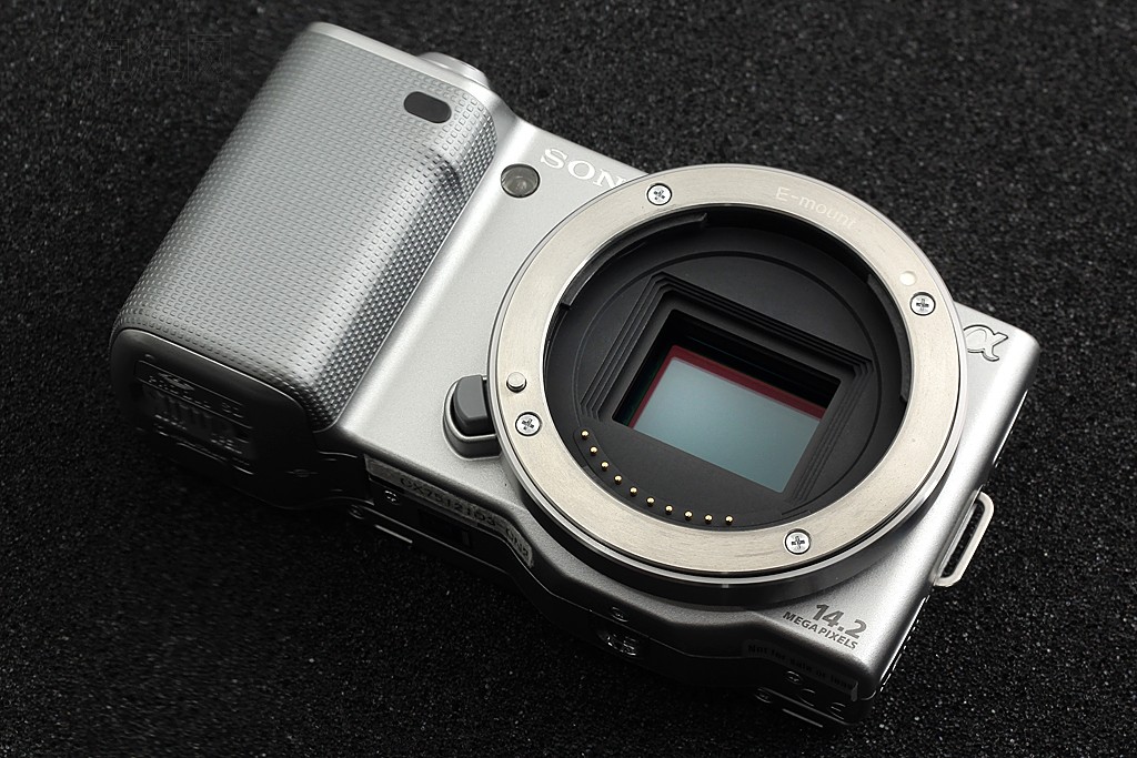 索尼nex-5套机(16mm,18-55mm)图片199