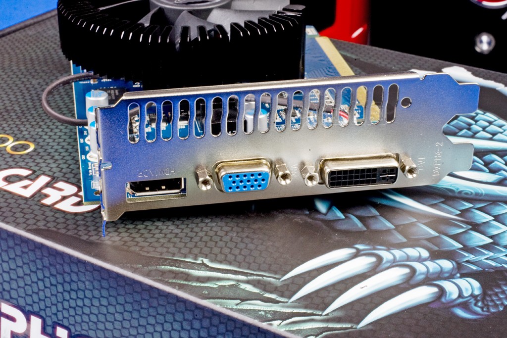 镭风hd5750悍甲蜥2代图片6