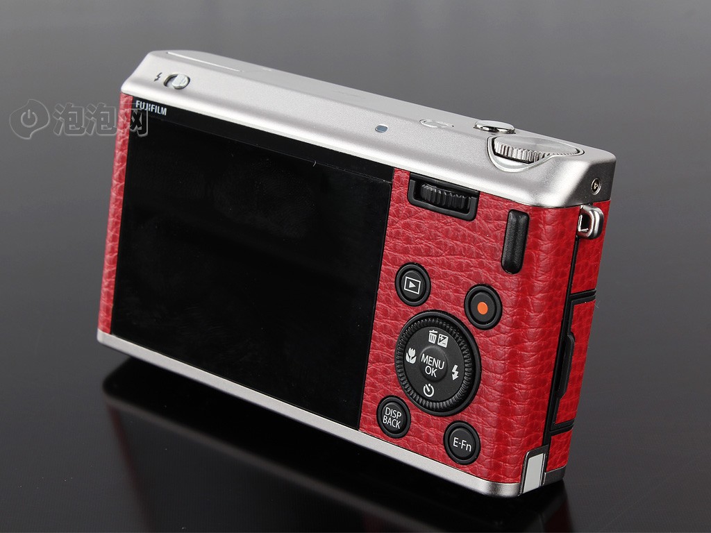 查看富士xf1 数码相机 黑色(1200万像素 3英寸液晶屏 4倍光学变焦