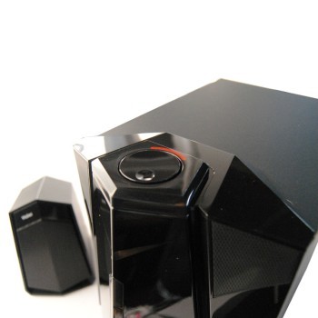 查看海尔hs-2199 2.1多媒体有源音箱大图