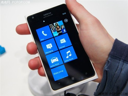 时尚大气wp手机诺基亚900仅售1155元