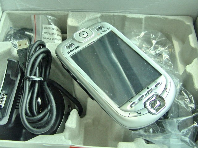 原装多普达 d700 d900 3.5寸超大屏幕智能手机 保修1年 特价