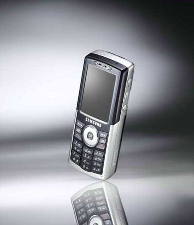 报价中心 手机 三星sgh-i308图片2 产品印象 关闭提示:鼠标滚轮,键盘