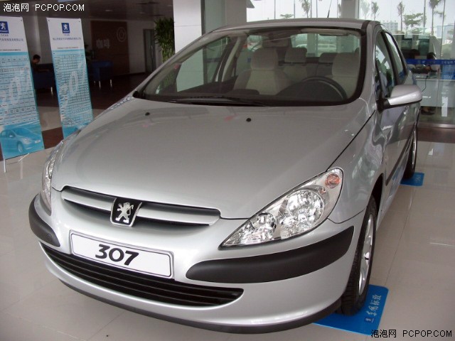 东风标致05款 307 2.0 驾御版