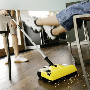 凯驰k55 家用静音无线电动充电式扫帚 机器人扫地机图片5